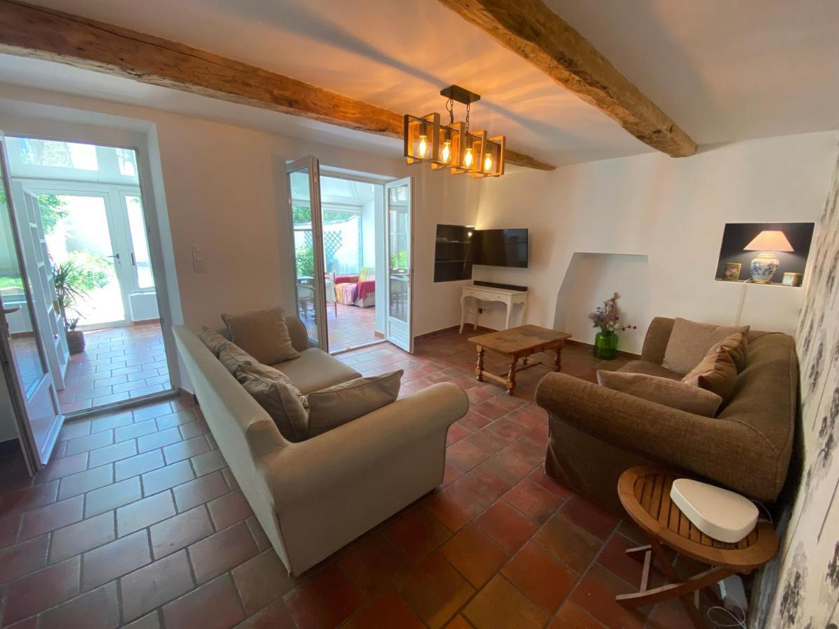 Les Volets Bleus Villa Malaucene Luaran gambar